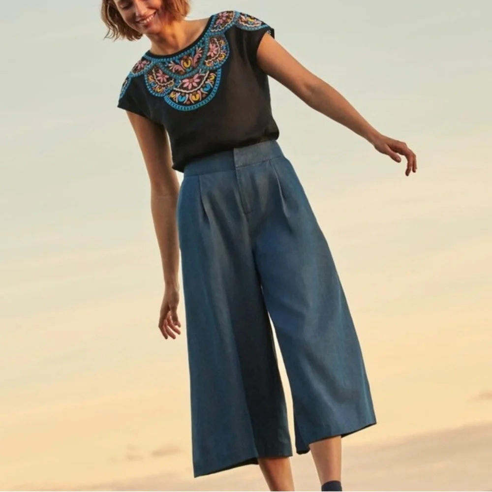 NWOT Boden Fleur Black Linen Embroidered Blouse - Picture 2 of 11